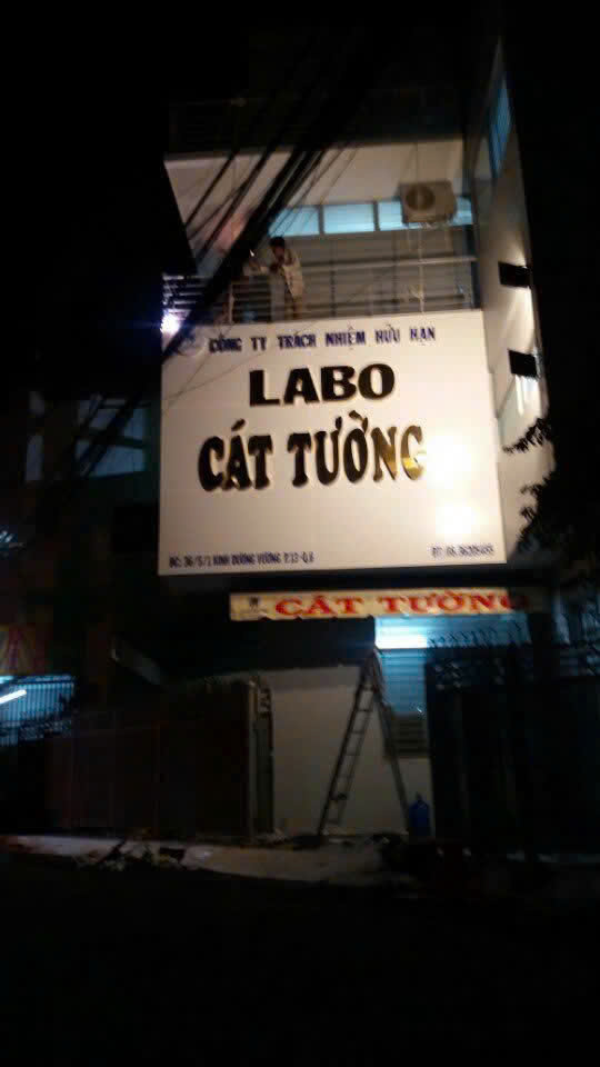 Labo Cát Tường – Bảng Mặt Dựng Alu Chữ Nổi Mica