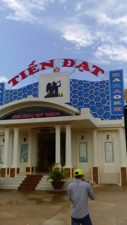 Karaoke Tiến Đạt – Bảng Mái Cong 3D